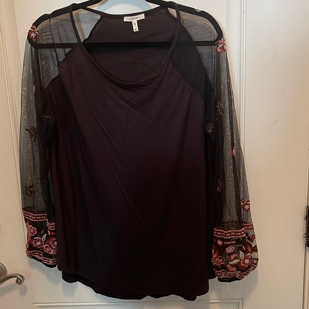Black cute sheer sleeve with cute pink flowers!